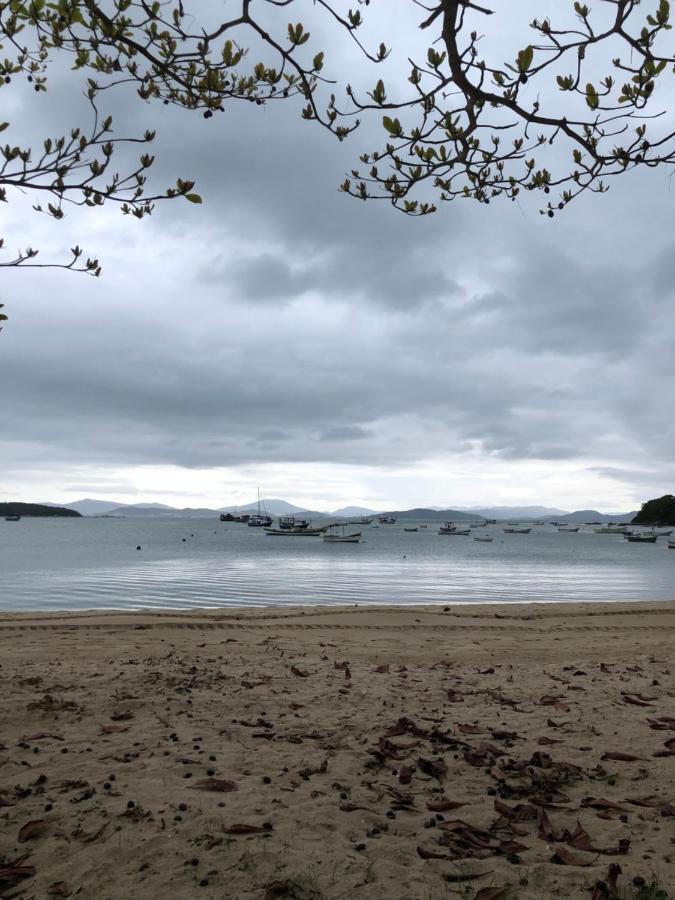 Casinha De Praia Na Fazenda Da Armacao Governador Celso Ramos Buitenkant foto